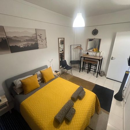 Cardia'S Guest House Sacavém Dış mekan fotoğraf